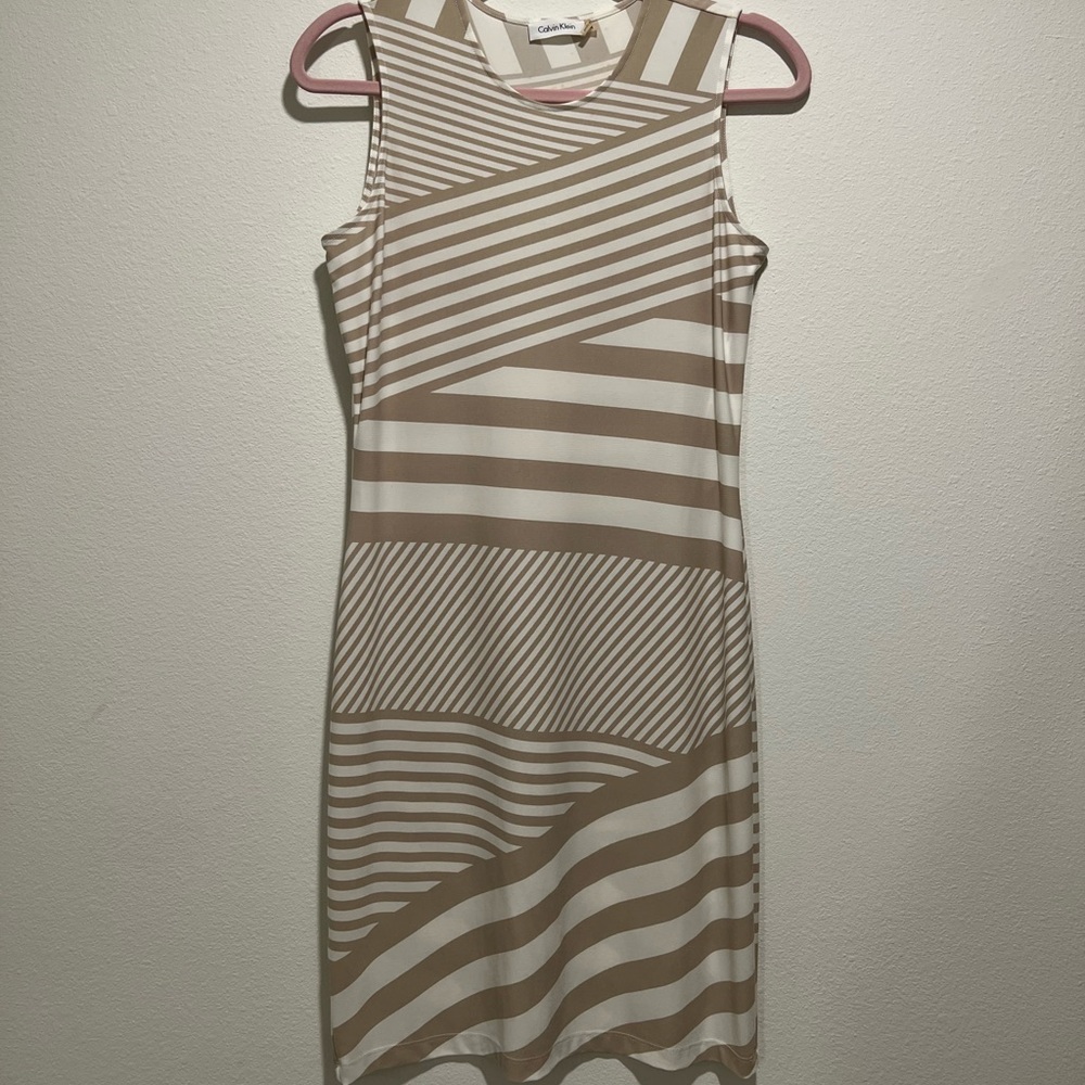 Calvin Klein, size 4, runs big - Geometric stripe dress in nude and white.